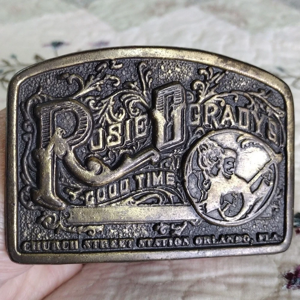 Vintage Rosie O' Grady's Church Street Station Orlando Florida Belt Buckle‎